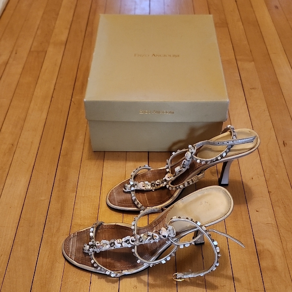 Elegant Women's Strappy Sandals